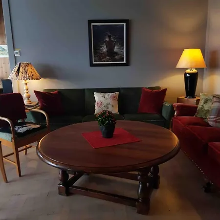 Fjara Sleeps 34 Villa *