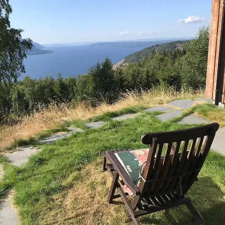 Villa Fjara Sleeps 34 Stange