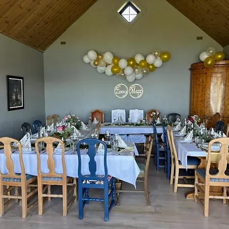 Fjara Sleeps 34 Stange