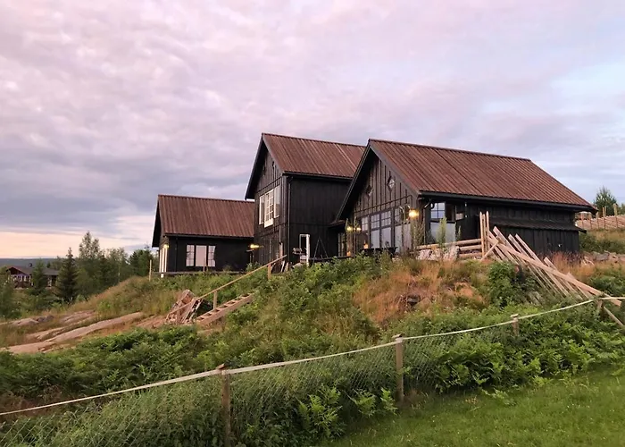 Villa Fjara Sleeps 34 Stange